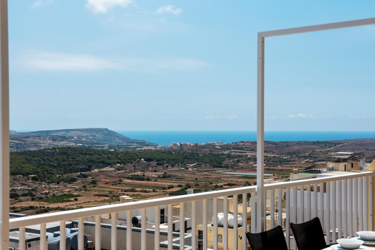 Summer Breeze Penthouse With Private Hot Tub & Terrace With Panoramic Views, By Getawaysmalta Mellieha Exterior photo